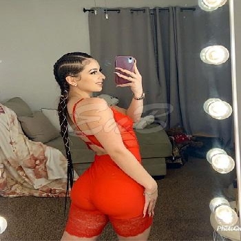 24 Year Average American Escort Nicauris